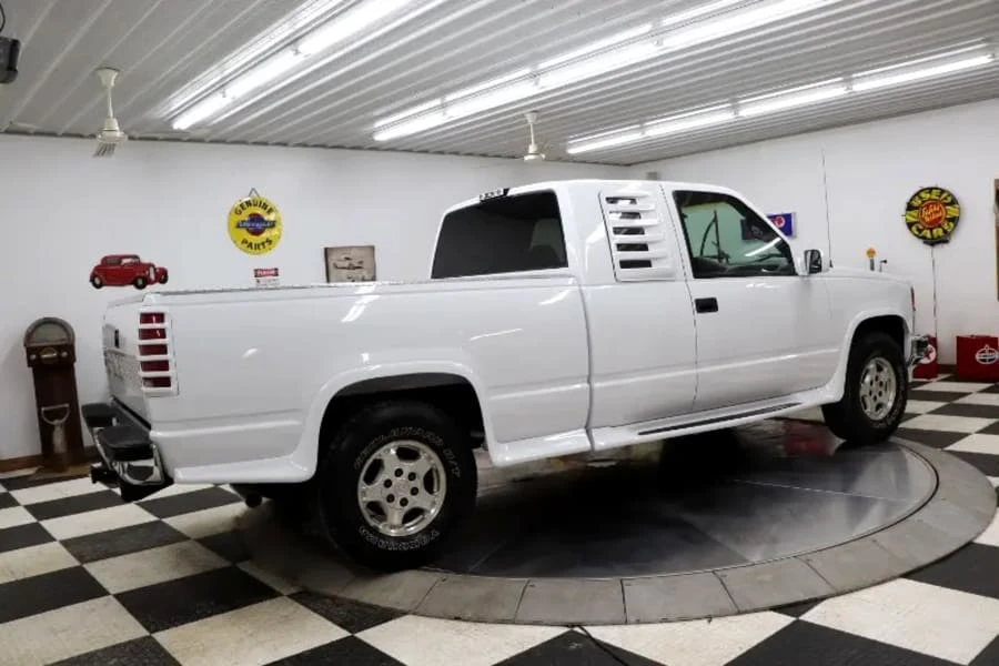 1995 Chevrolet C/K 4th Gen - Image 4 of 9