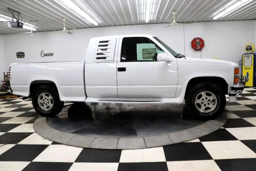 1995 Chevrolet C/K 4th Gen - Image 2 of 9