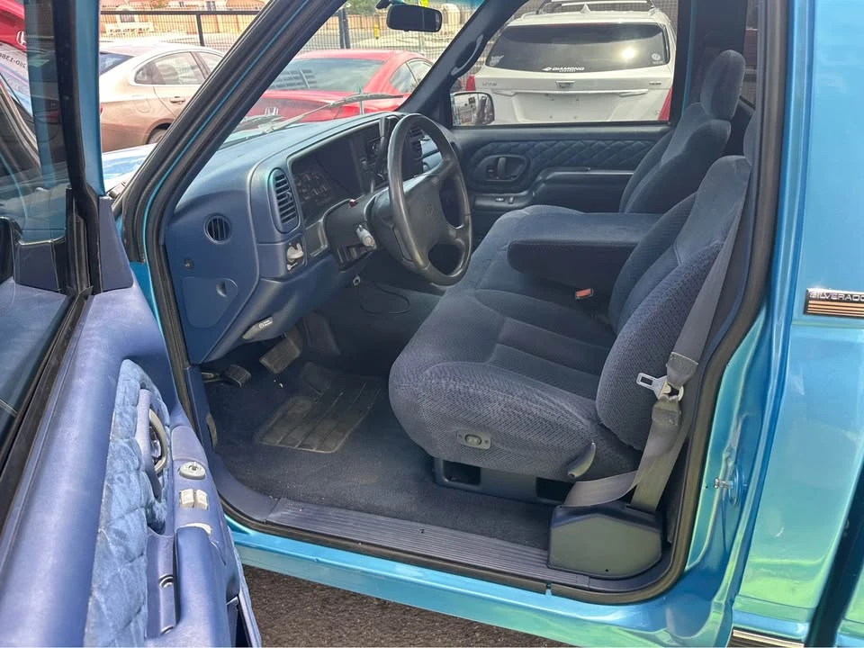 1995 Chevrolet C/K 4th Gen - Image 11 of 18