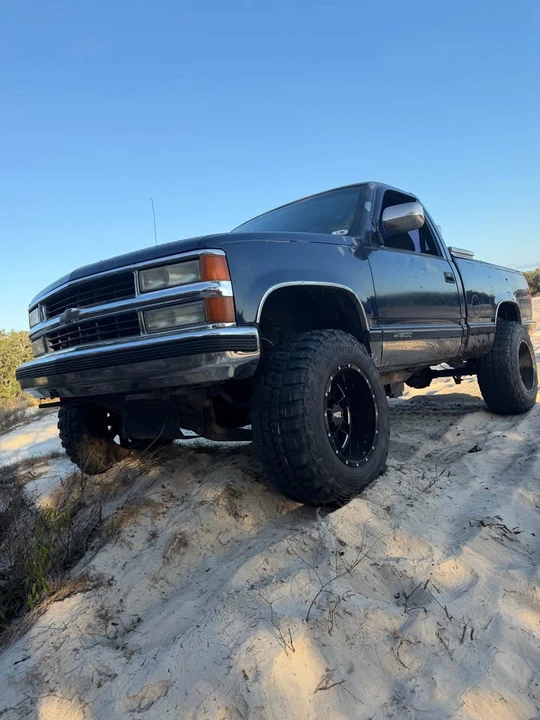 1995 Chevrolet C/K 4th Gen - Image 5 of 6