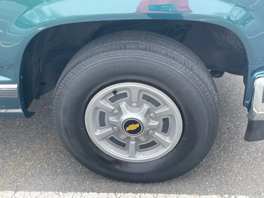 1995 Chevrolet C/K 4th Gen - Image 9 of 17