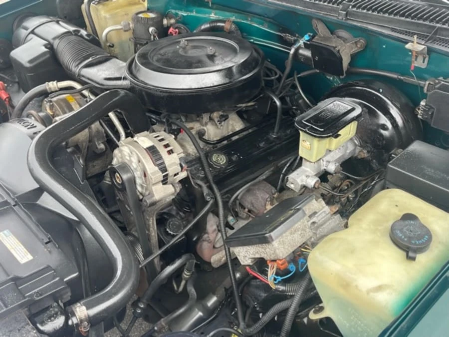 1995 Chevrolet C/K 4th Gen - Image 16 of 17
