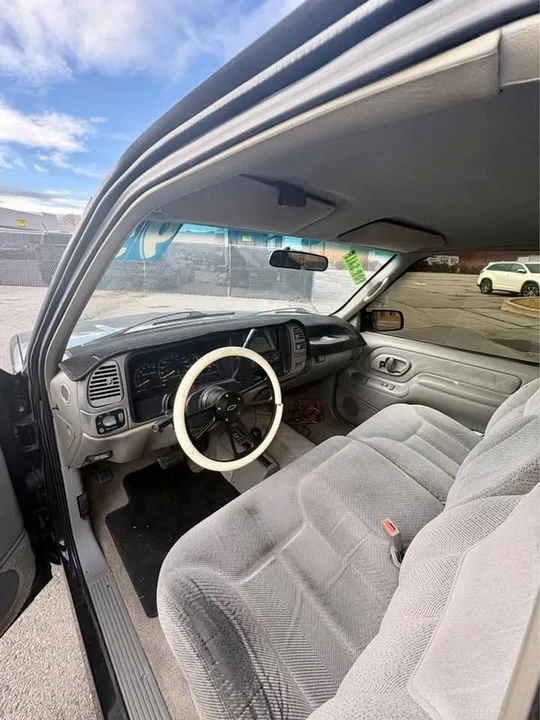 1995 Chevrolet C/K 4th Gen - Image 10 of 13