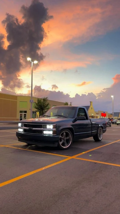 1995 Chevrolet C/K 4th Gen - Image 4 of 5