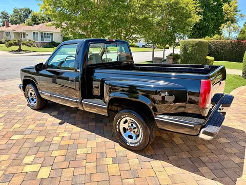 1995 Chevrolet 1500 Silverado Regular Cab Short Bed