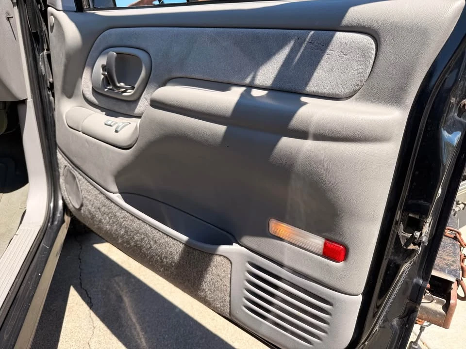 1995 Chevrolet C/K 4th Gen - Image 18 of 20