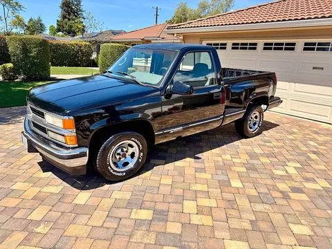 1995 Chevrolet 1500 Silverado Regular Cab Short Bed