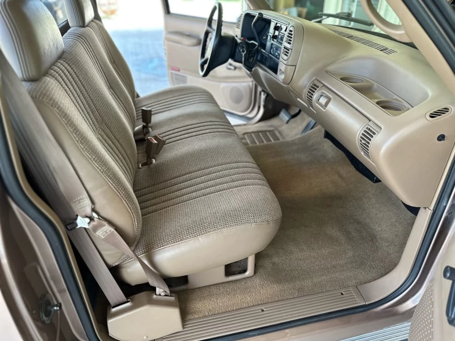 1995 Chevrolet C/K 4th Gen - Image 11 of 17