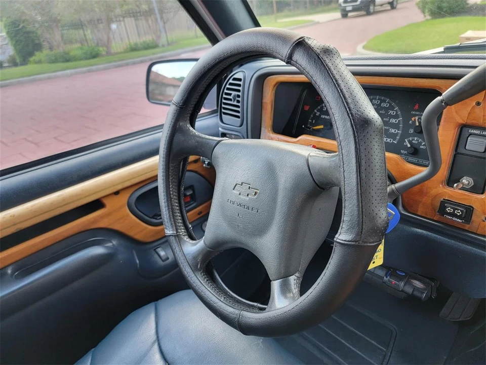 1995 Chevrolet C/K 4th Gen - Image 24 of 31