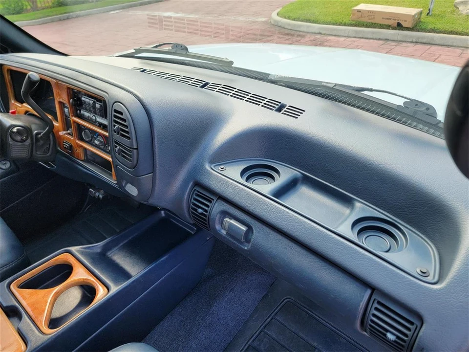 1995 Chevrolet C/K 4th Gen - Image 23 of 31