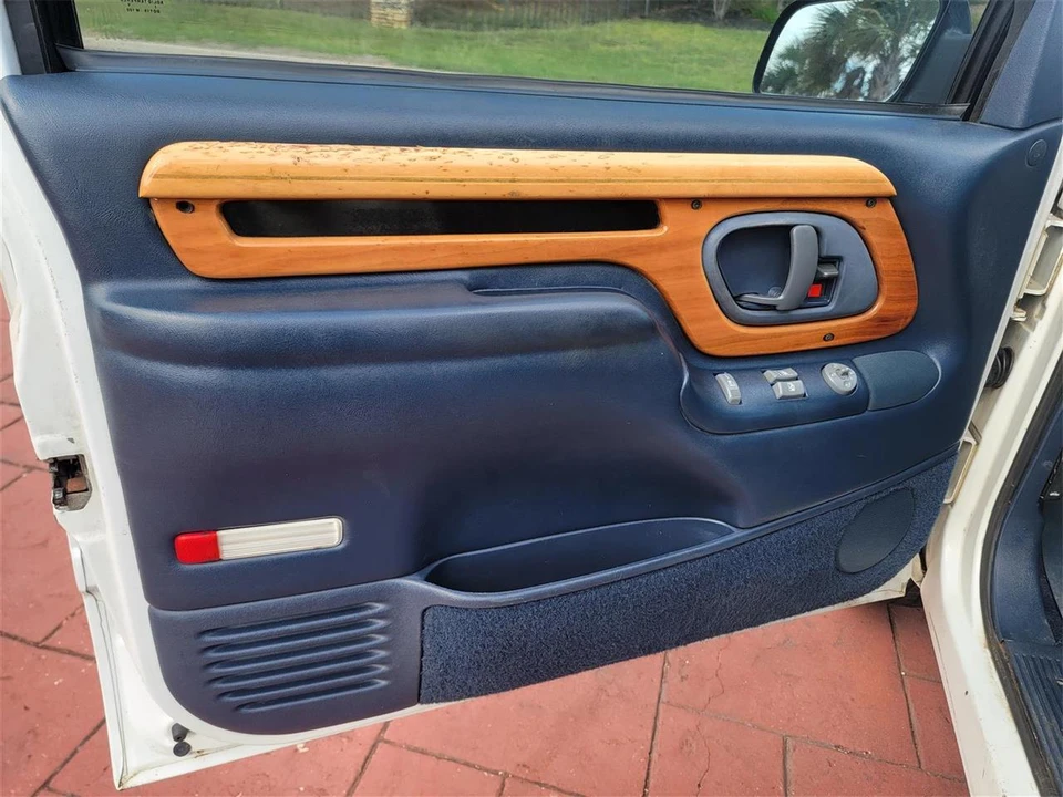 1995 Chevrolet C/K 4th Gen - Image 19 of 31