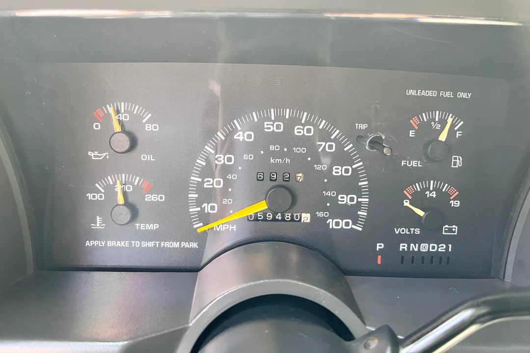 1995 Chevrolet Astro - Image 27 of 31