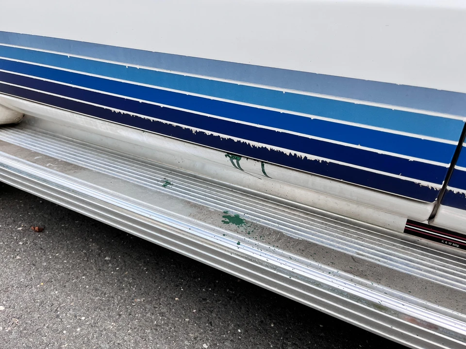 1995 Chevrolet Astro - Image 13 of 31