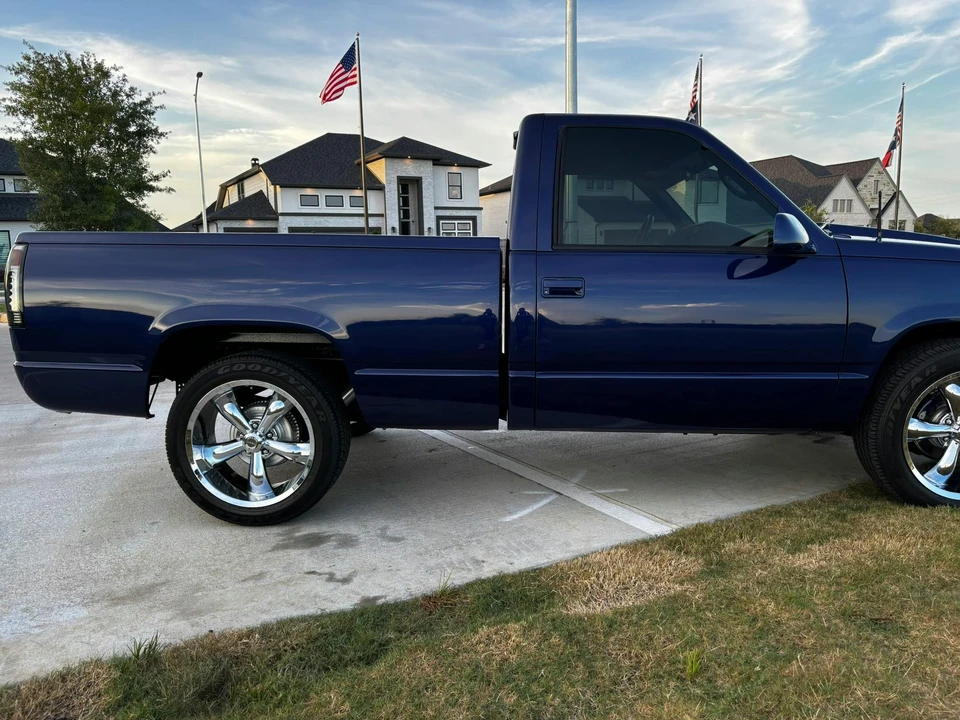 1995 Chevrolet C/K 4th Gen - Image 19 of 31