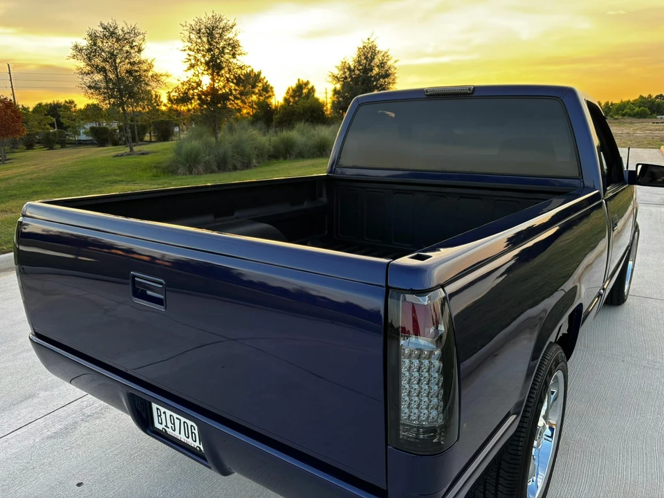 1995 Chevrolet C/K 4th Gen - Image 8 of 31