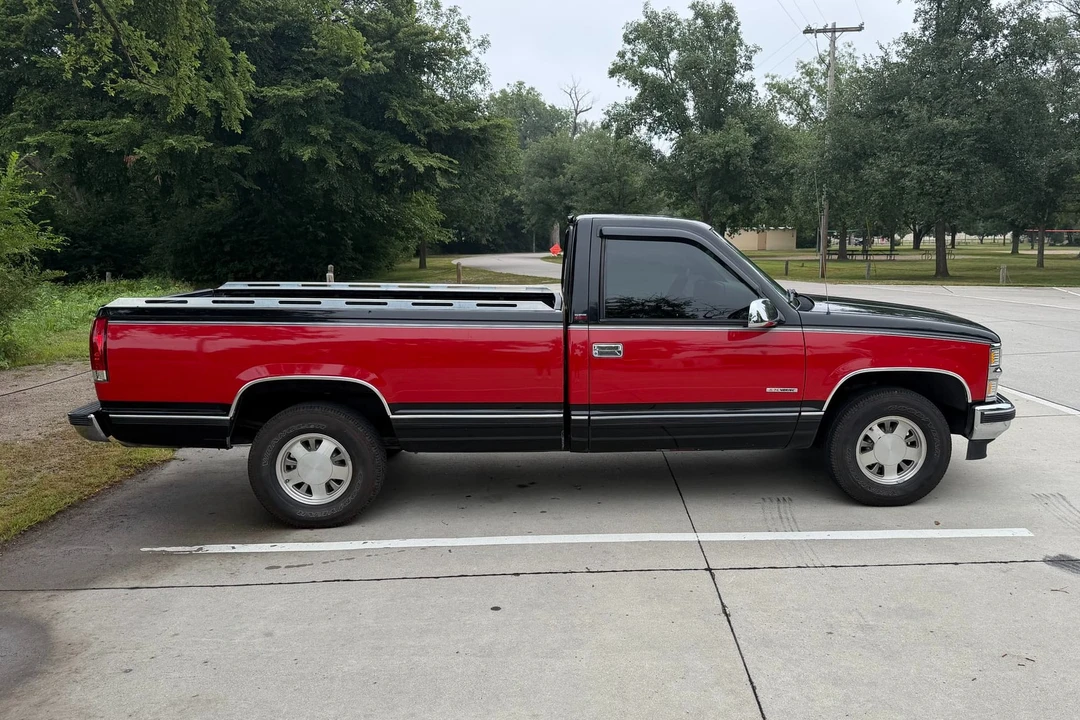 1995 Chevrolet C/K 4th Gen - Image 7 of 31