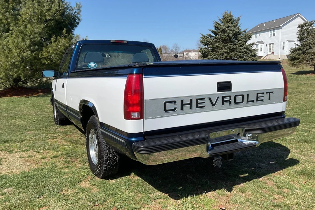 1995 Chevrolet C/K 4th Gen - Image 2 of 8