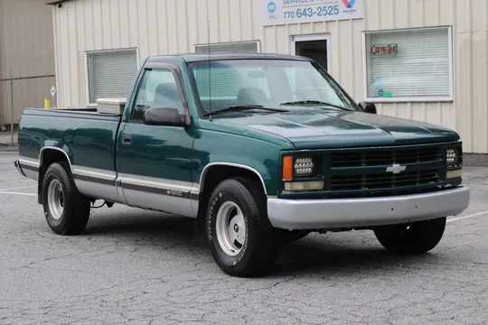 1995 Chevrolet C1500 Silverado 5-Speed
