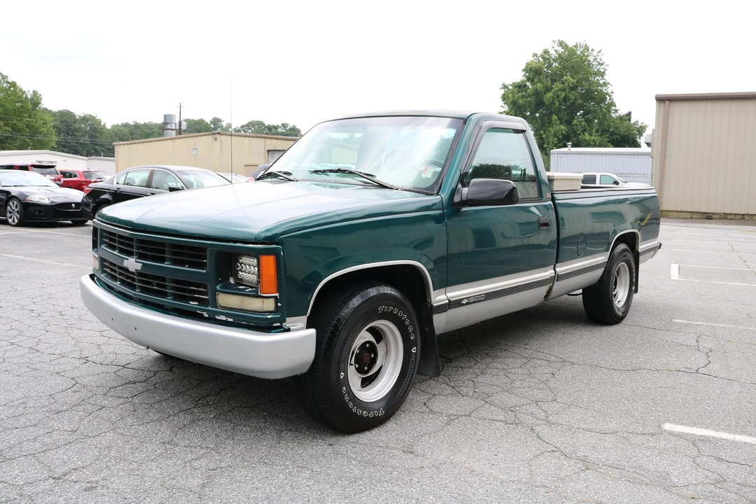 1995 Chevrolet C/K 4th Gen - Image 3 of 31