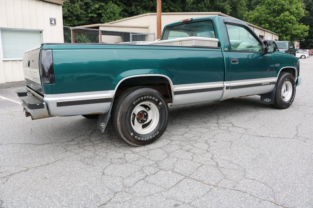1995 Chevrolet C/K 4th Gen - Image 23 of 31