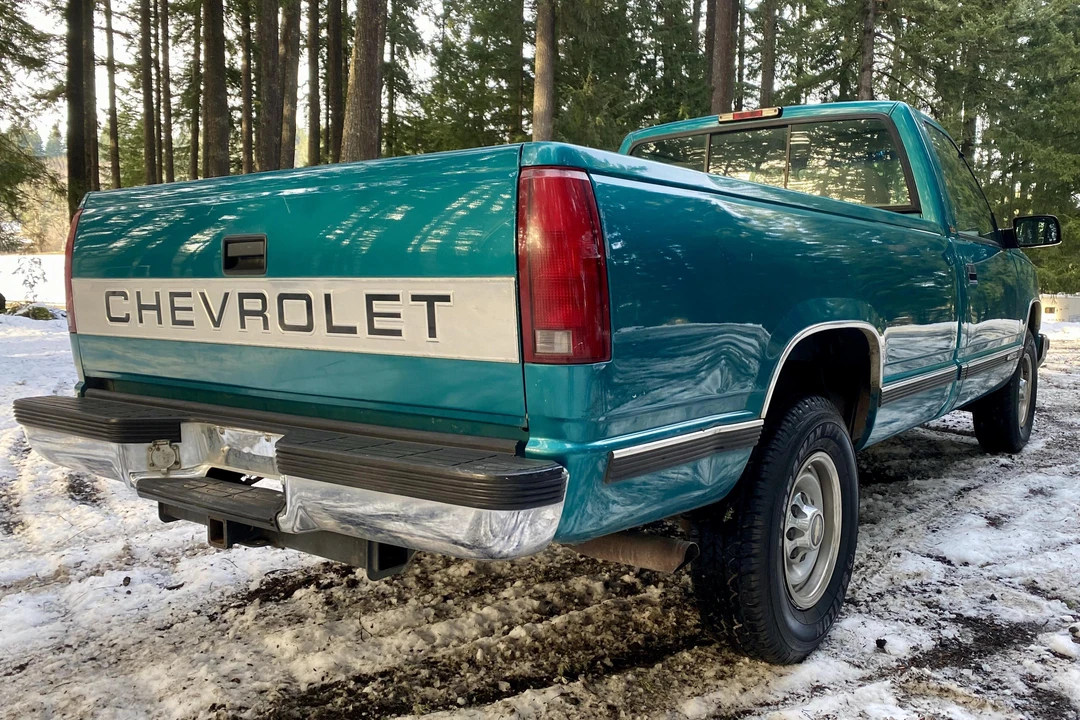 1995 Chevrolet C/K 4th Gen - Image 4 of 31