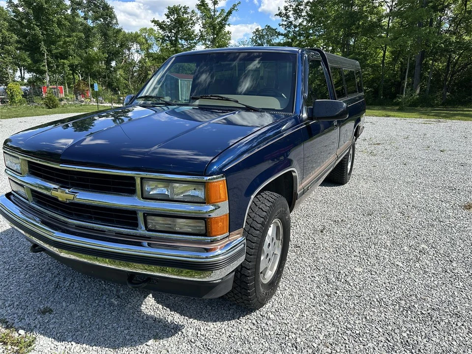 1995 Chevrolet C/K 4th Gen - Image 2 of 23