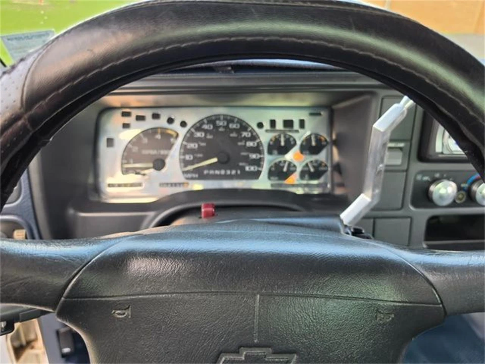 1995 Chevrolet C/K 4th Gen - Image 18 of 31