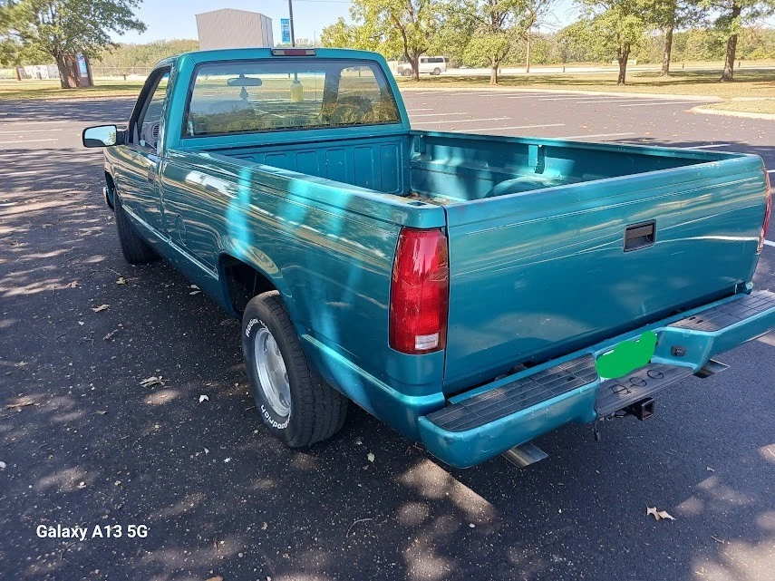 1995 Chevrolet C/K 4th Gen - Image 9 of 10
