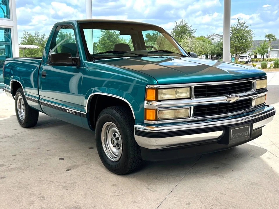 1995 Chevrolet C/K 4th Gen - Image 3 of 12