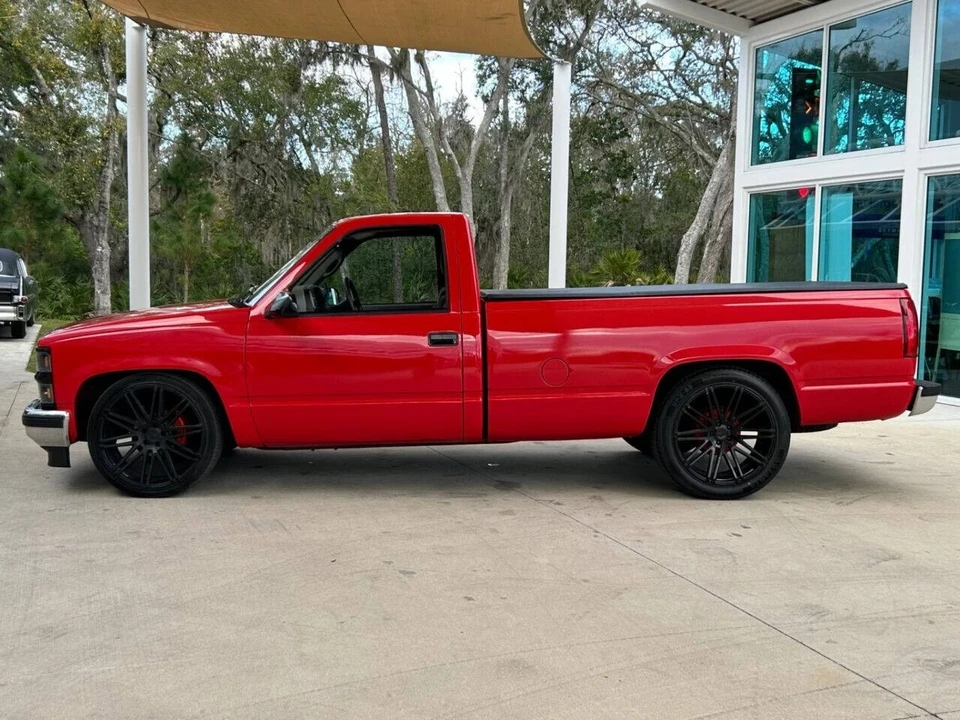1995 Chevrolet C/K 4th Gen - Image 9 of 12