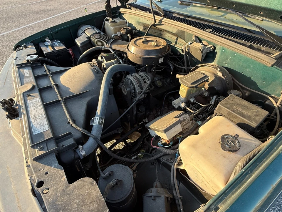 1995 Chevrolet C/K 4th Gen - Image 20 of 21