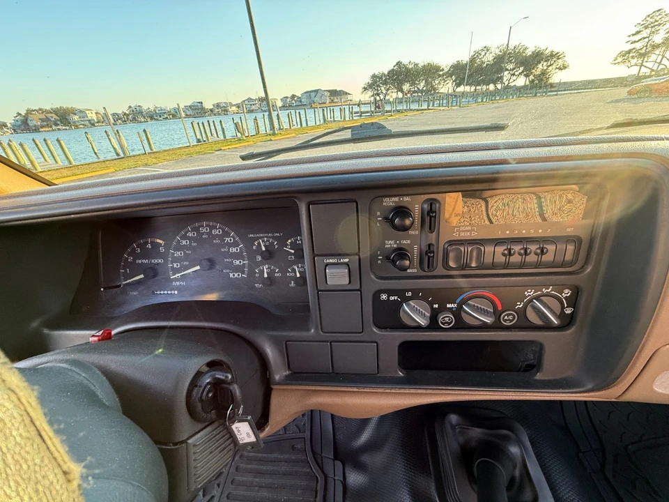1995 Chevrolet C/K 4th Gen - Image 3 of 21