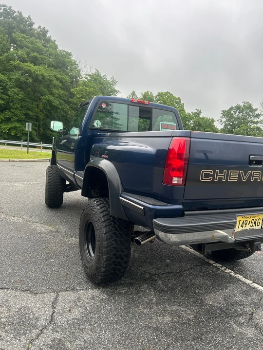 1995 Chevrolet C/K 4th Gen - Image 4 of 19
