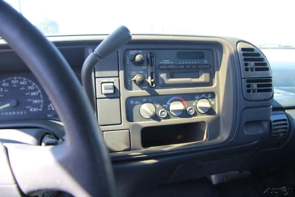 1995 Chevrolet C/K 3rd Gen - Image 15 of 21