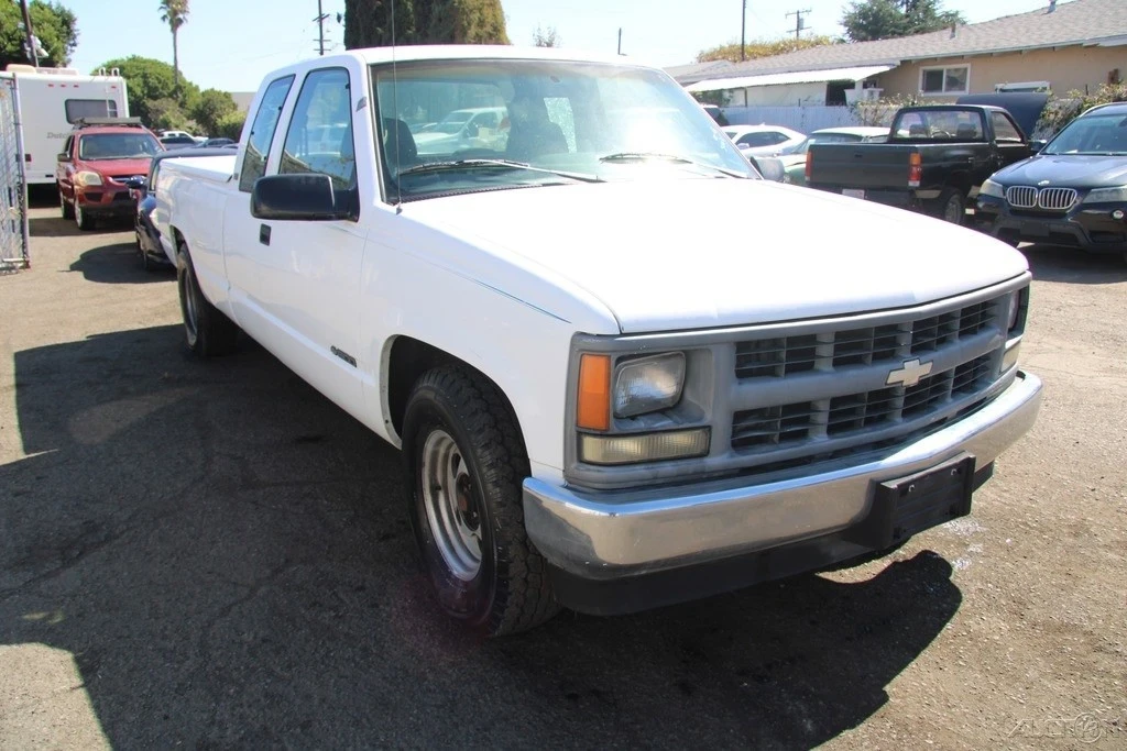 1995 Chevrolet C/K 3rd Gen - Image 8 of 21