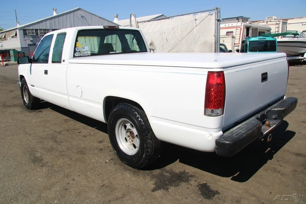 1995 Chevrolet C/K 3rd Gen - Image 4 of 21