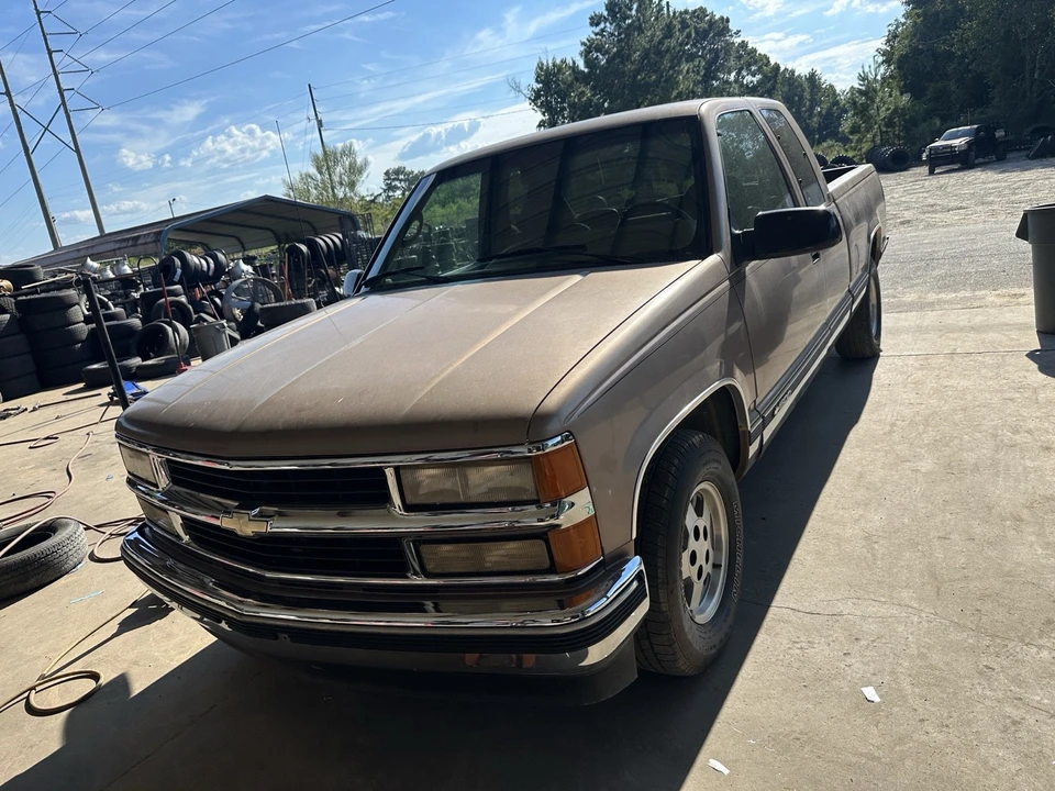 1995 Chevrolet C/K 4th Gen - Image 2 of 5