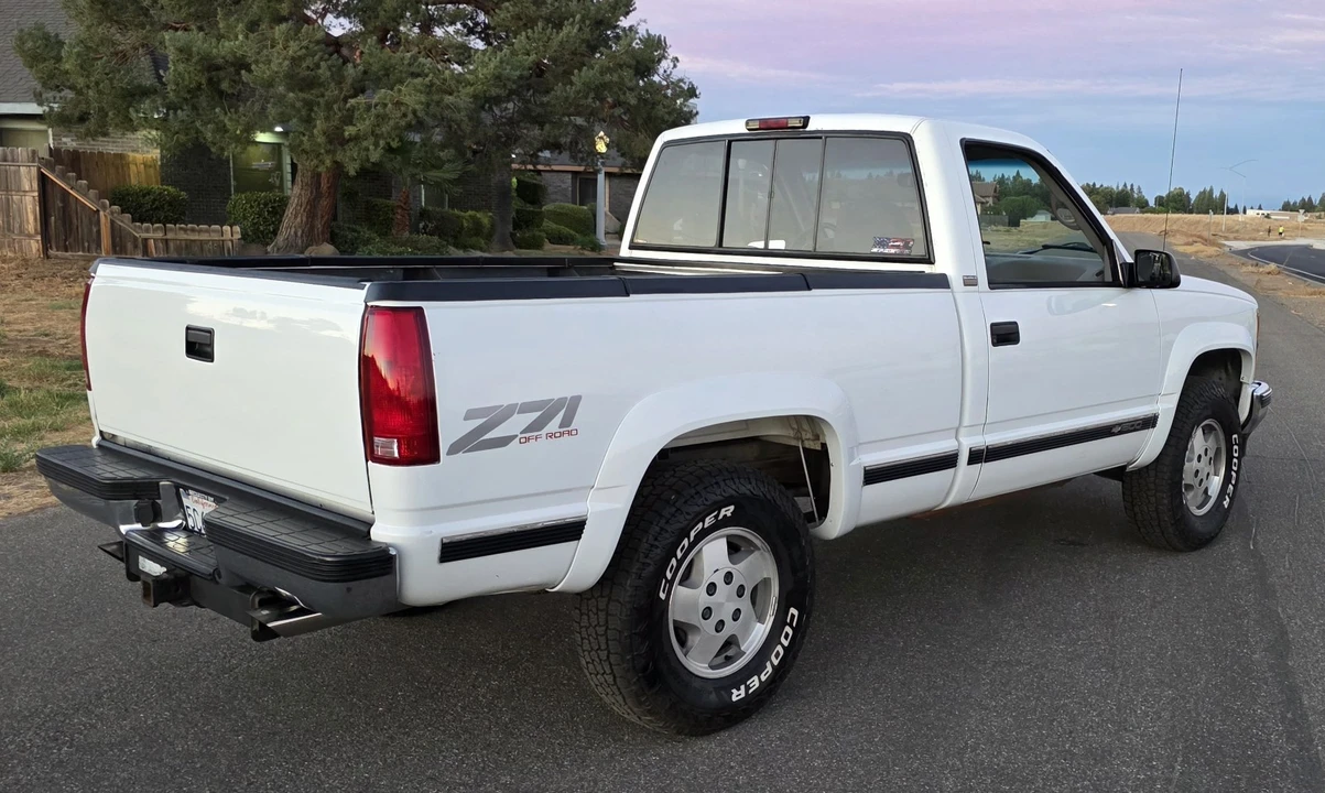 1995 Chevrolet C/K 4th Gen - Image 4 of 12