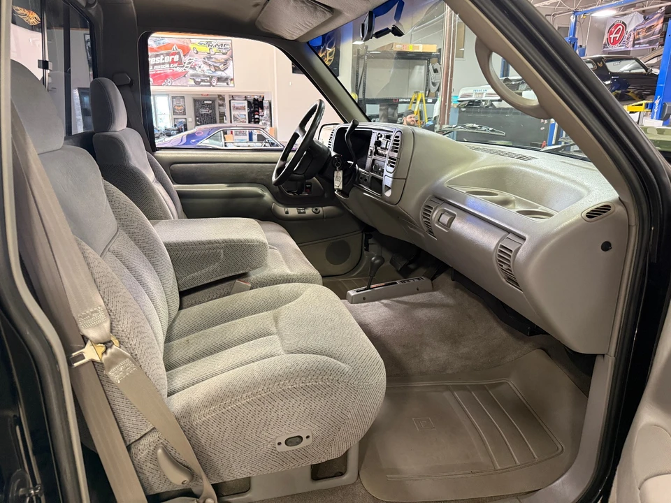 1995 Chevrolet C/K 3rd Gen - Image 4 of 21