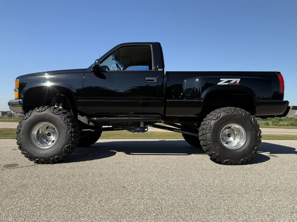 1995 Chevrolet C/K 4th Gen - Image 8 of 31