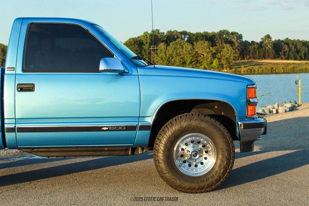 1995 Chevrolet C/K 4th Gen - Image 11 of 12