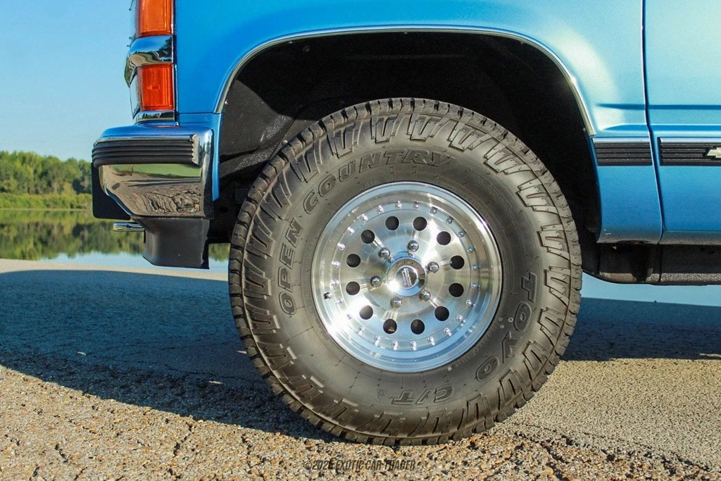 1995 Chevrolet C/K 4th Gen - Image 4 of 12