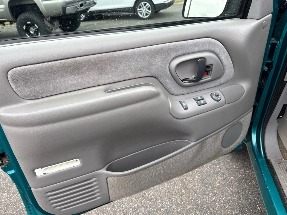 1995 Chevrolet C/K 4th Gen - Image 19 of 21