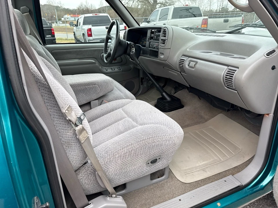 1995 Chevrolet C/K 4th Gen - Image 16 of 21