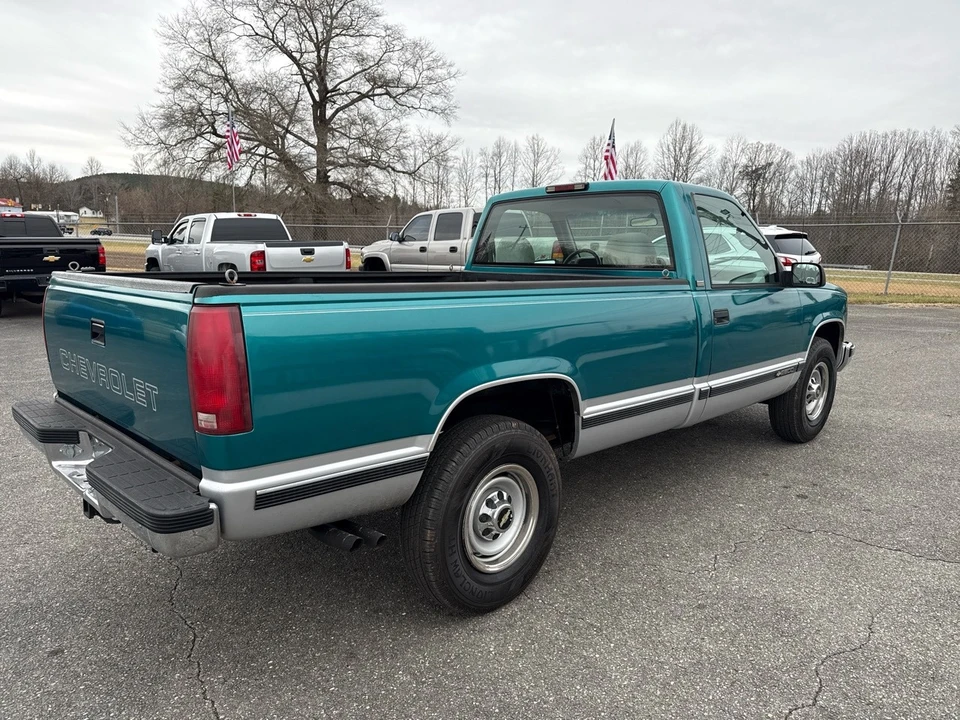 1995 Chevrolet C/K 4th Gen - Image 4 of 21