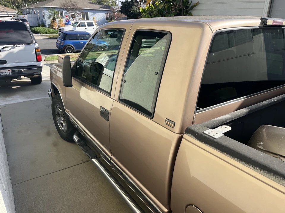 1995 Chevrolet C/K 4th Gen - Image 4 of 8