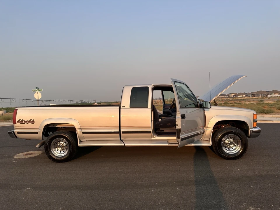 1995 Chevrolet C/K 4th Gen - Image 18 of 31
