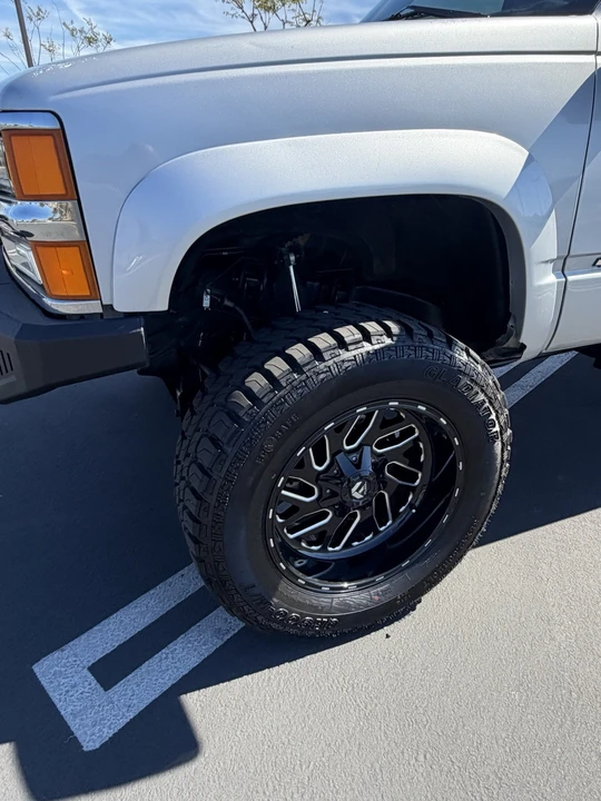 1995 Chevrolet C/K 4th Gen - Image 11 of 16
