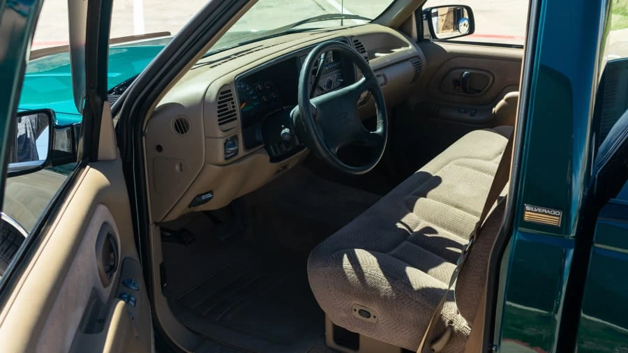 1995 Chevrolet C/K 4th Gen - Image 4 of 12