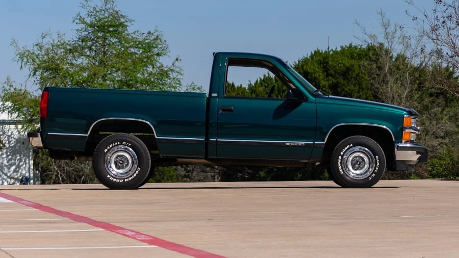 1995 Chevrolet C/K 4th Gen - Image 8 of 12